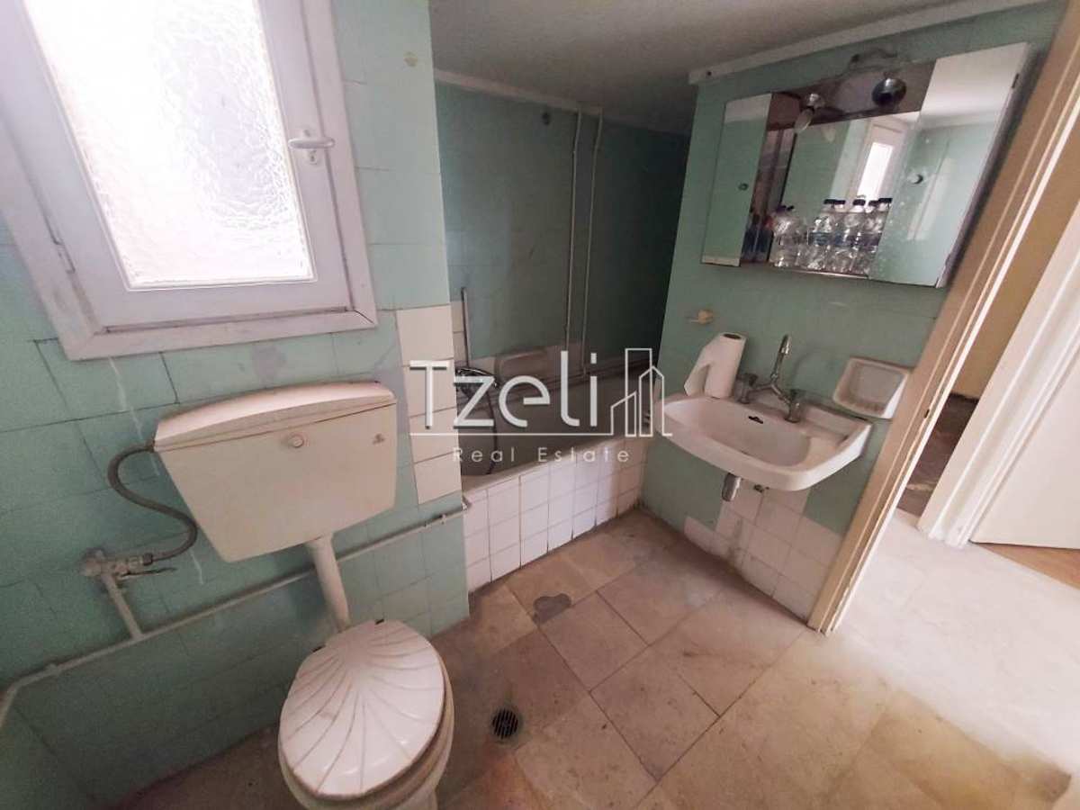 Property thumbnail 4