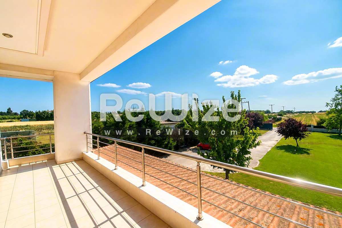Property thumbnail 3