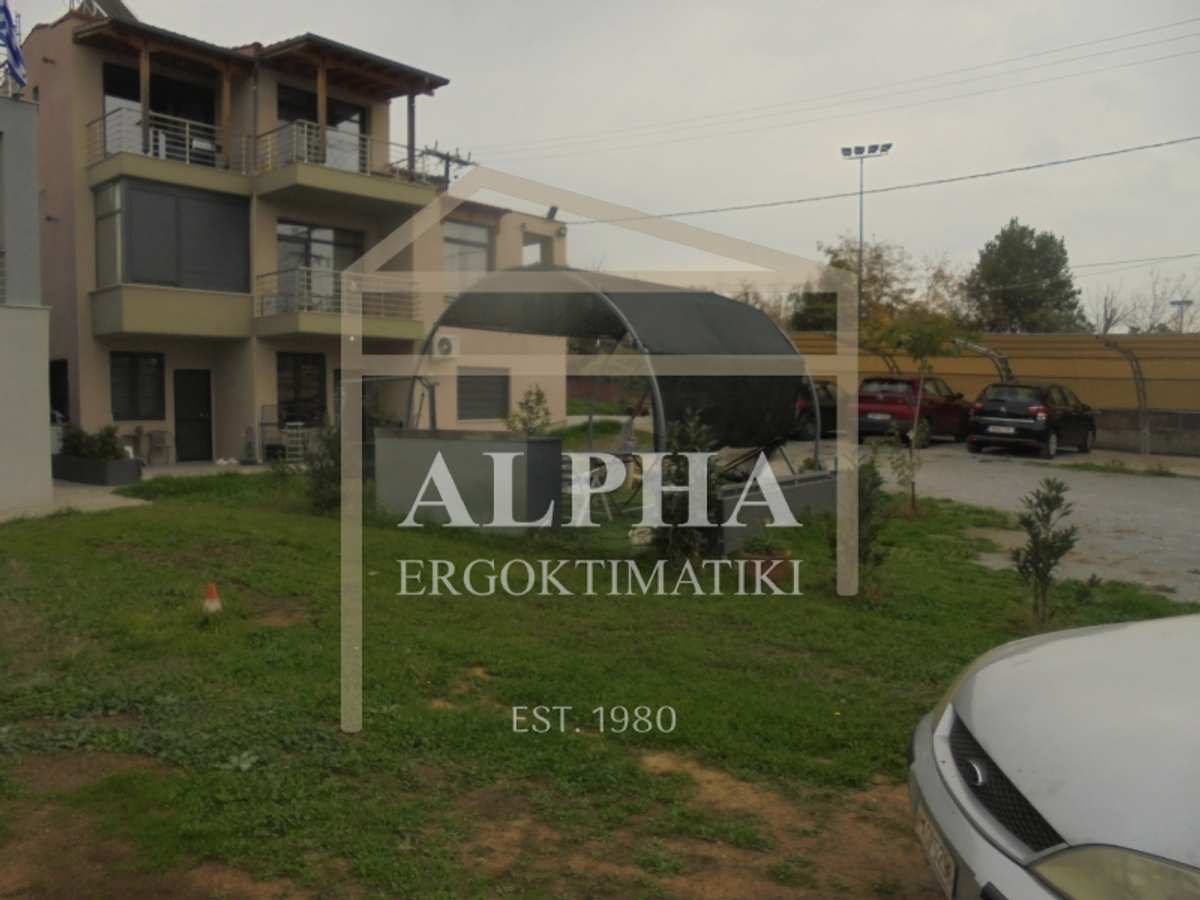 Property thumbnail 3