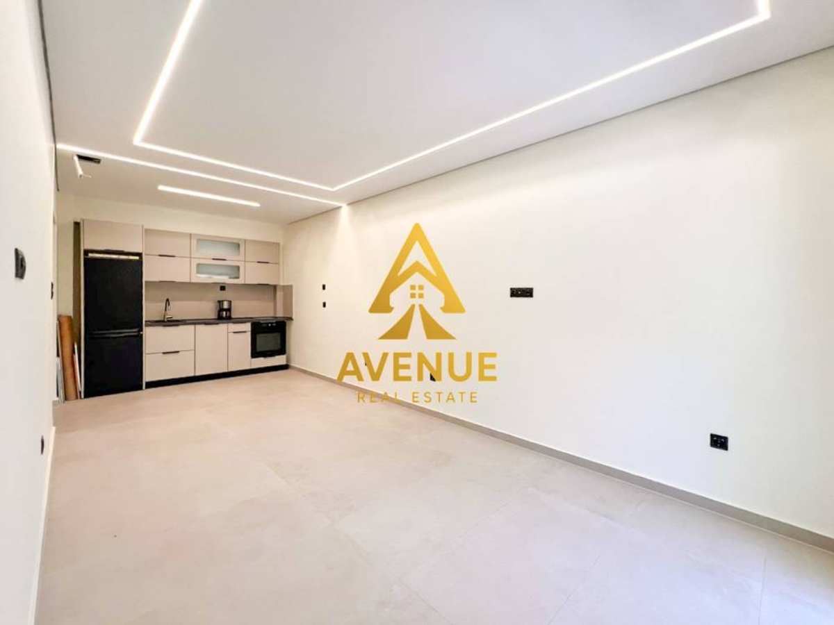 Property thumbnail 2