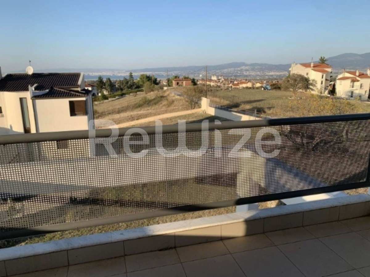 Property thumbnail 4