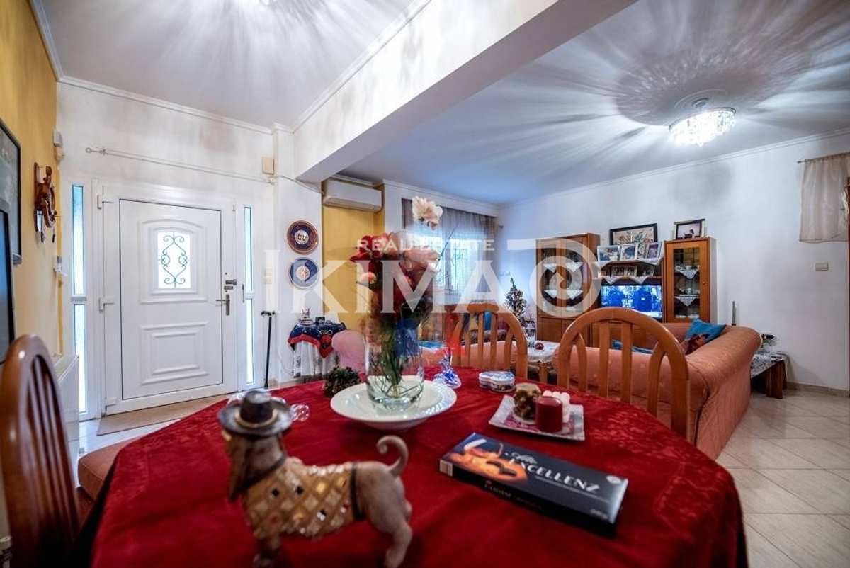 Property thumbnail 3