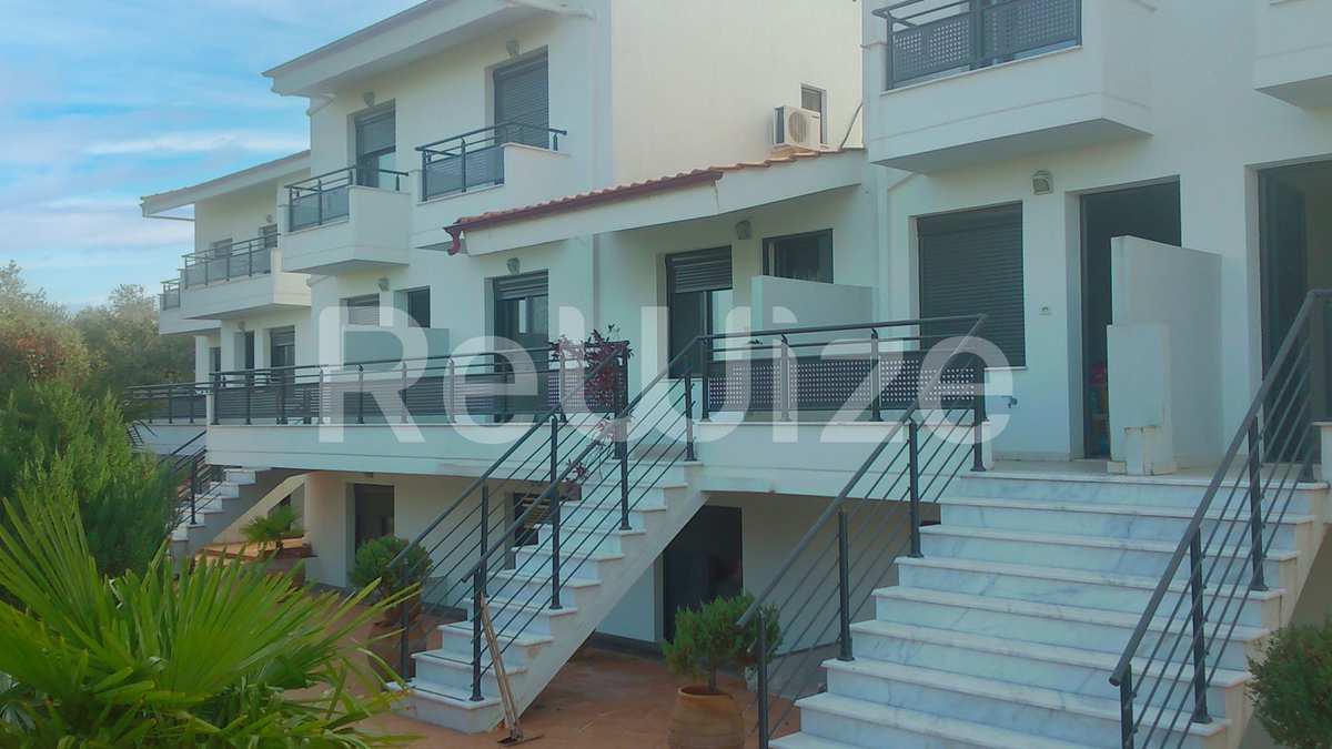 Property thumbnail 2