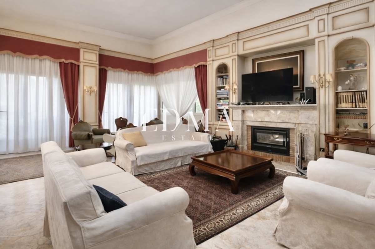 Property thumbnail 3