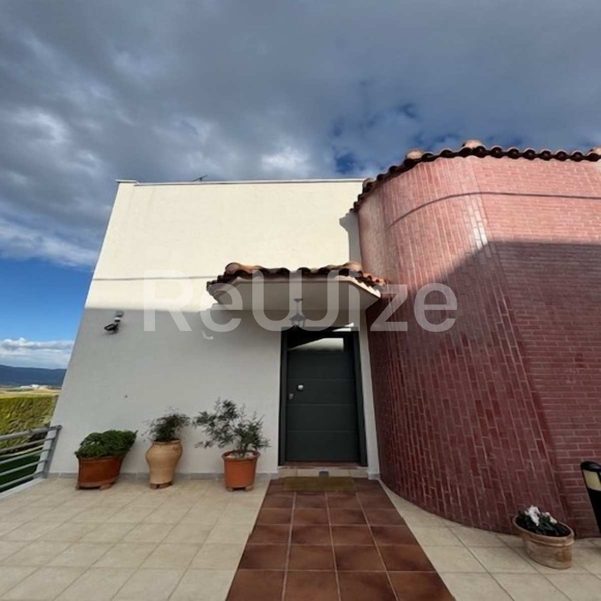 Property thumbnail 4