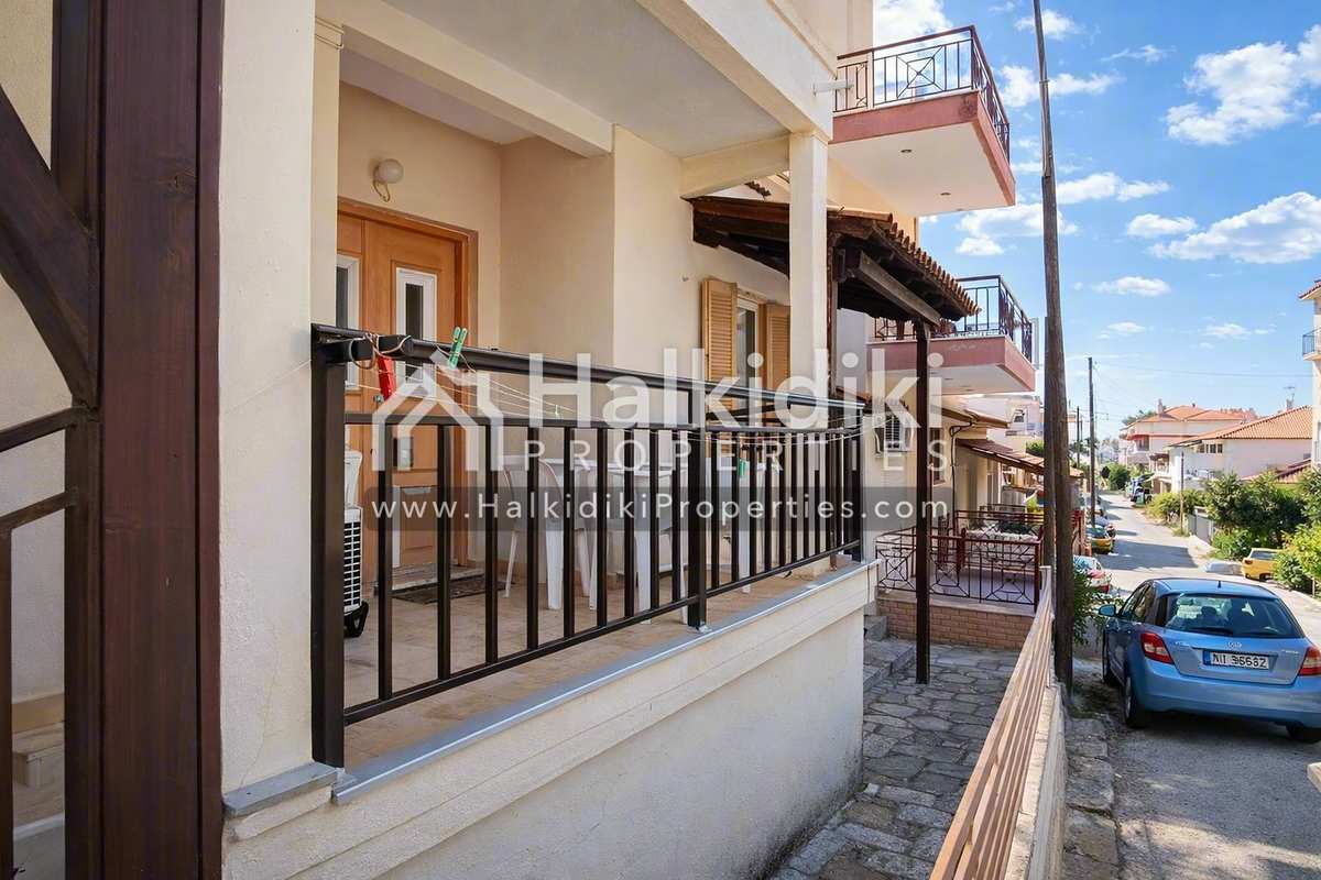 Property thumbnail 3