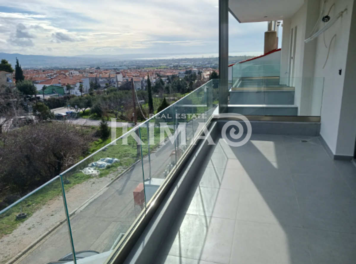 Property thumbnail 3