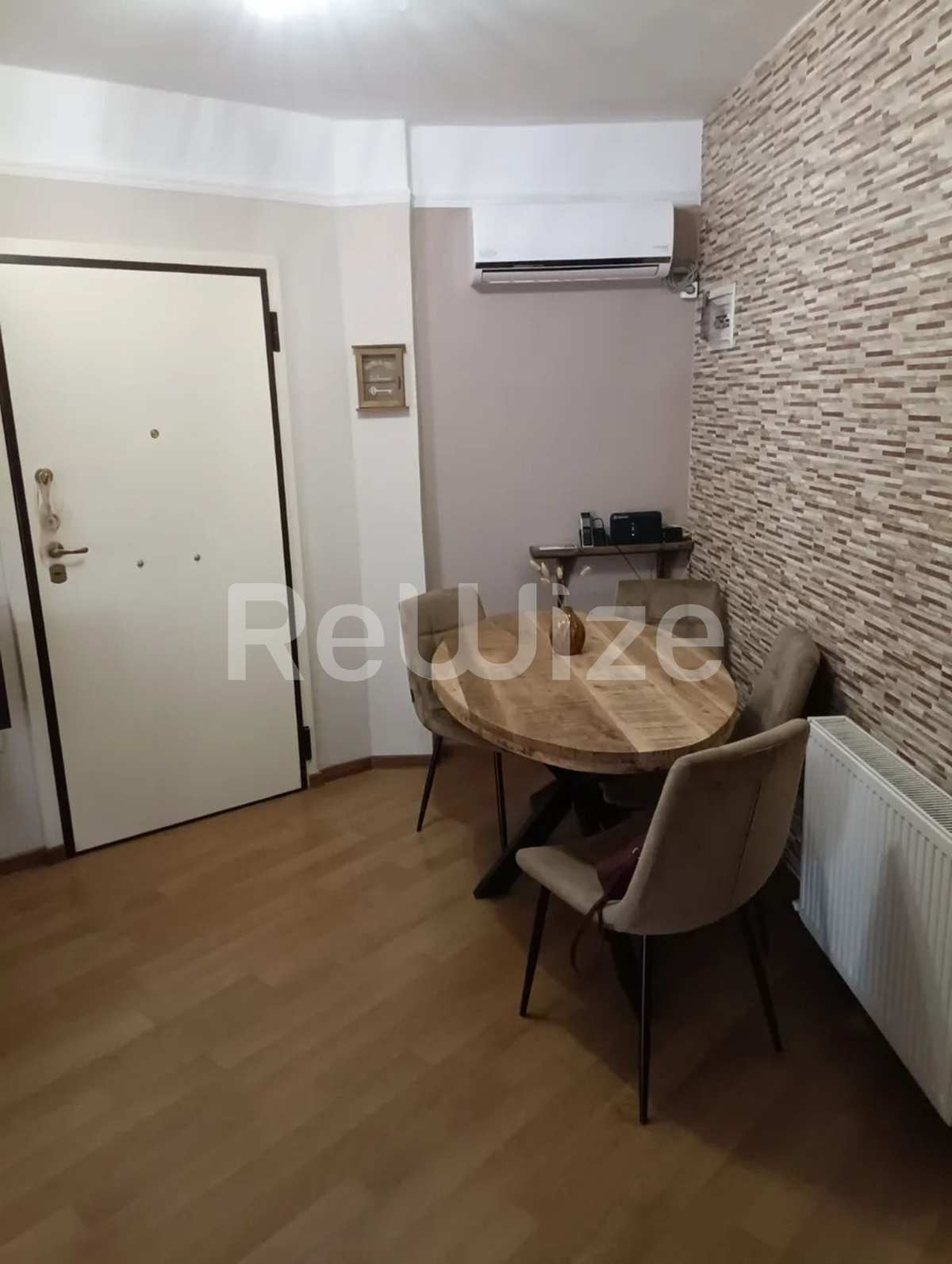 Property thumbnail 2