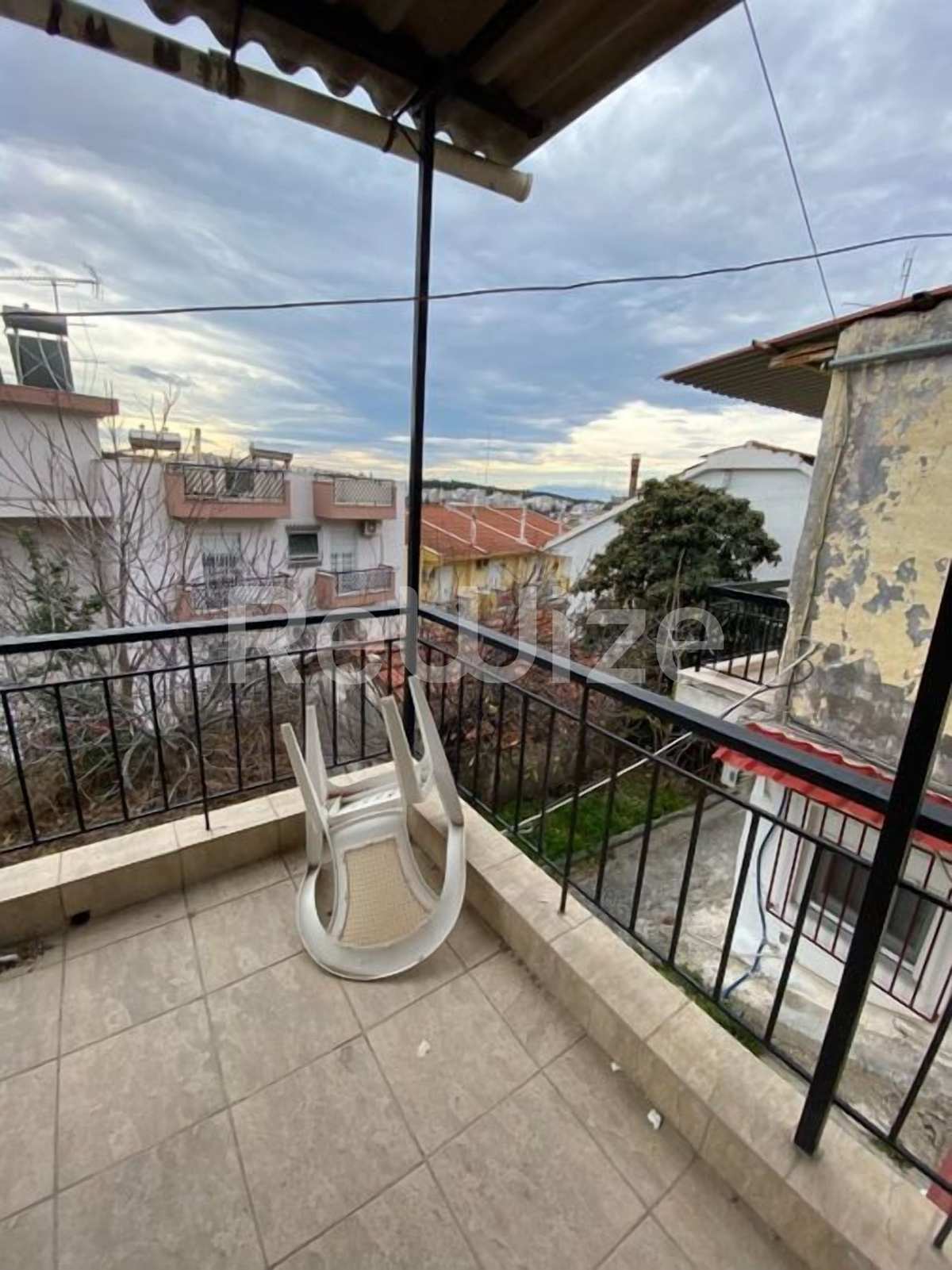 Property thumbnail 3