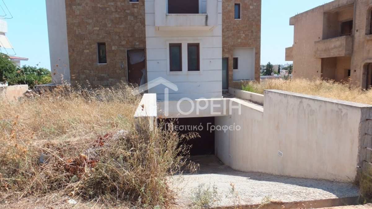 Property thumbnail 3