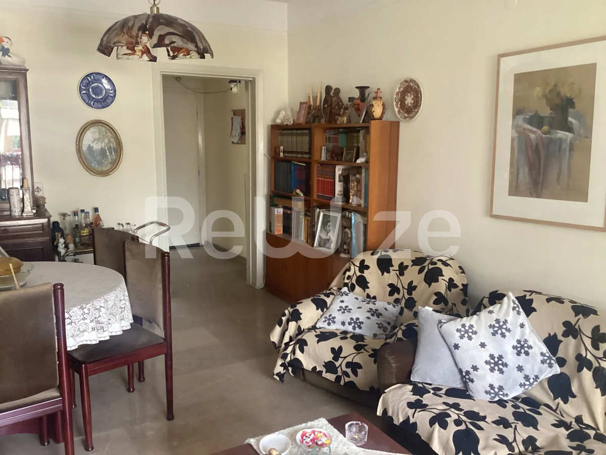 Property thumbnail 2