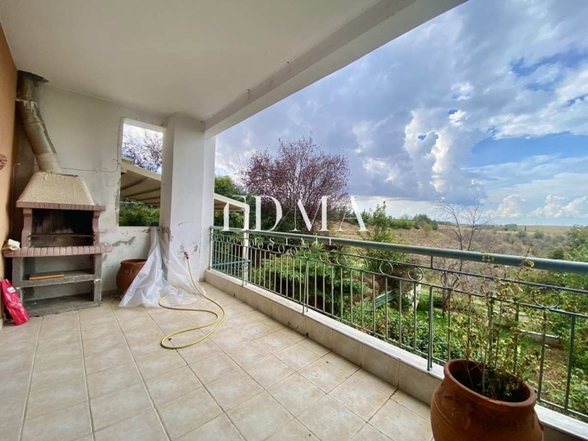 Property thumbnail 4
