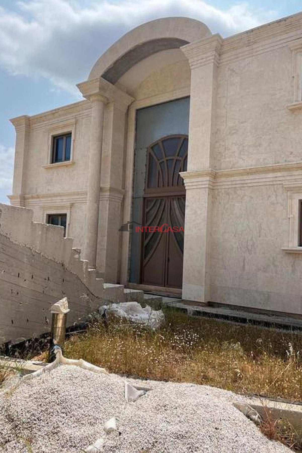 Property thumbnail 3
