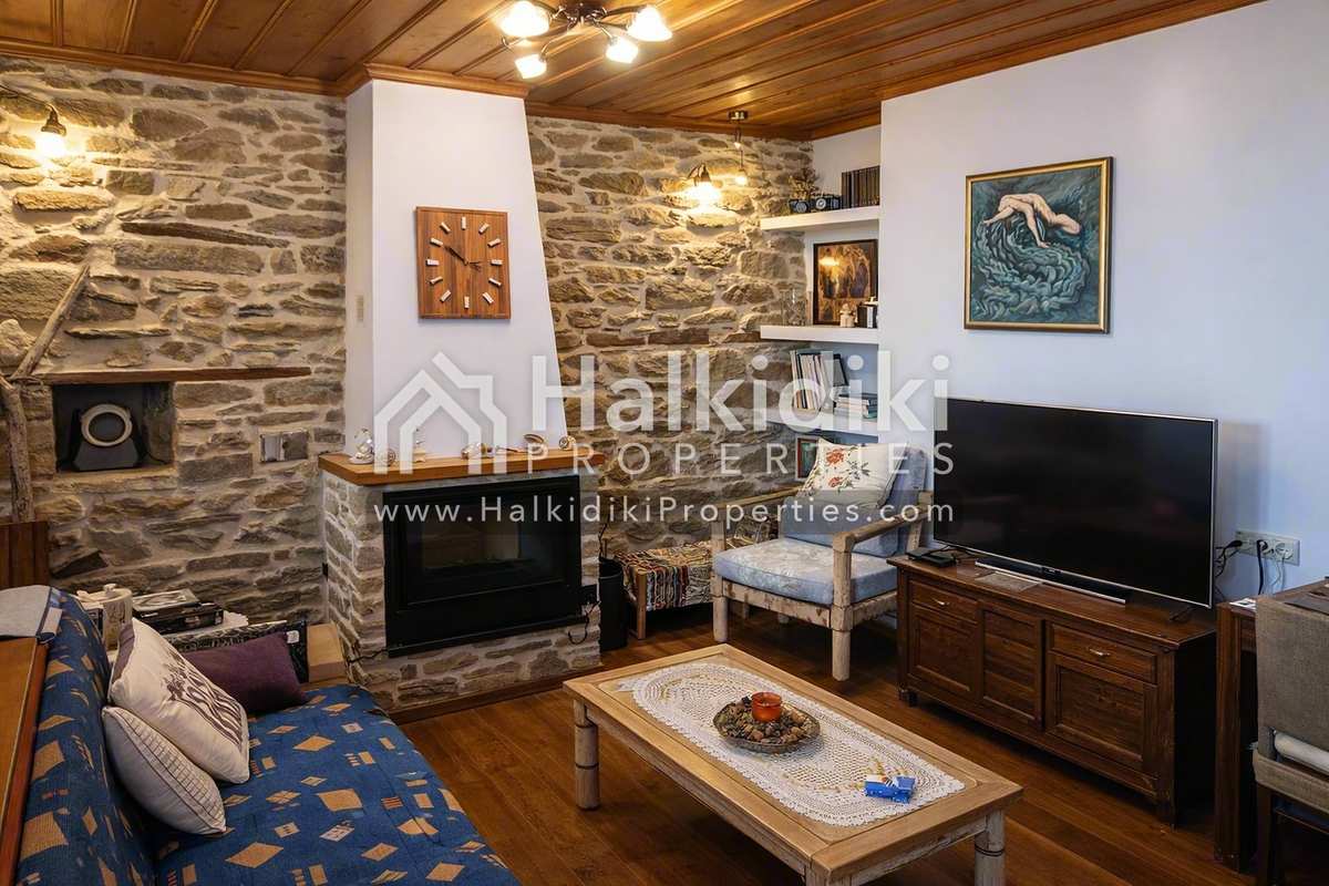 Property thumbnail 2