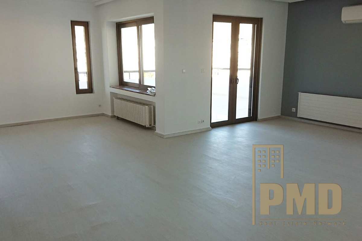 Property thumbnail 3