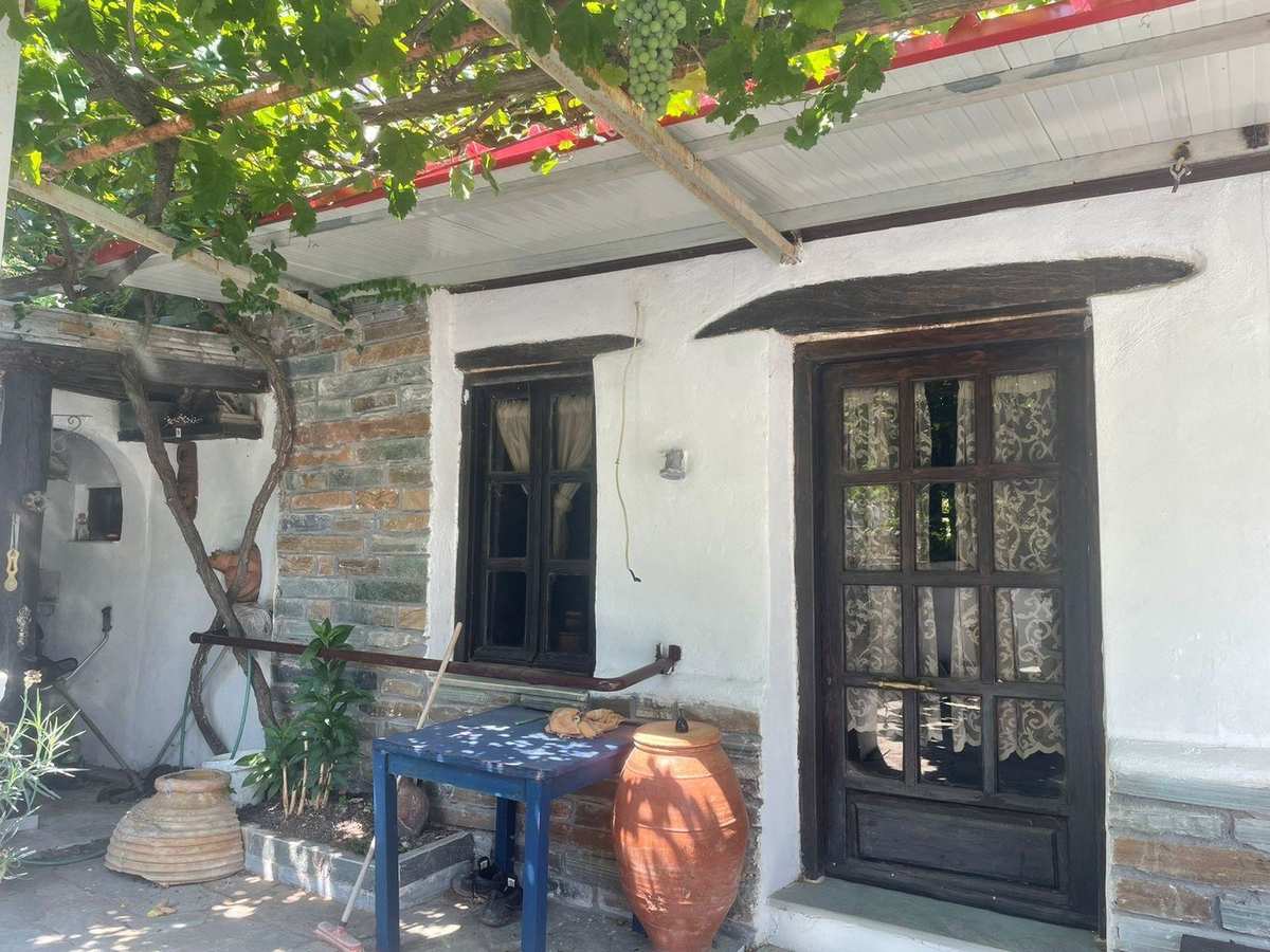 Property thumbnail 3