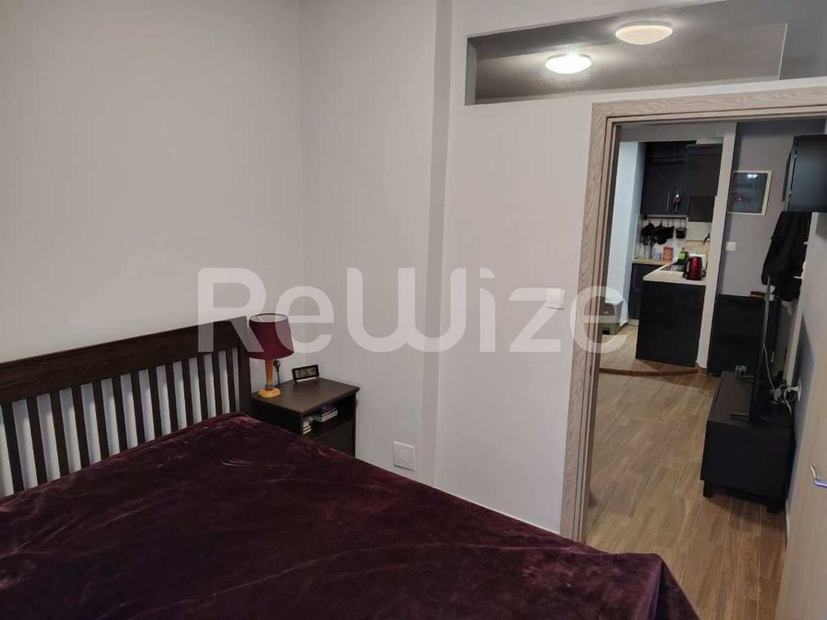Property thumbnail 2