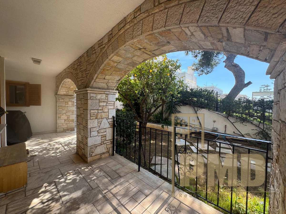 Property thumbnail 3