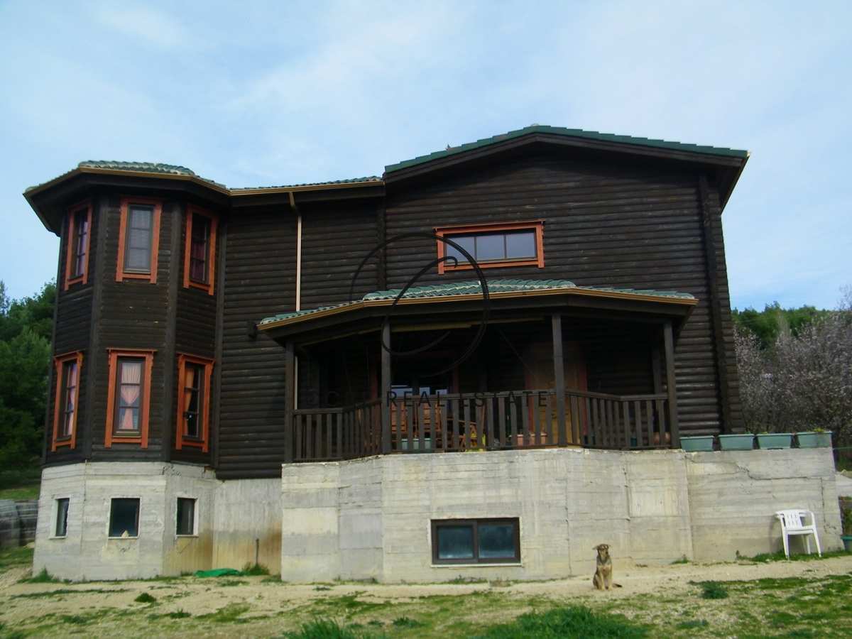 Property thumbnail 3