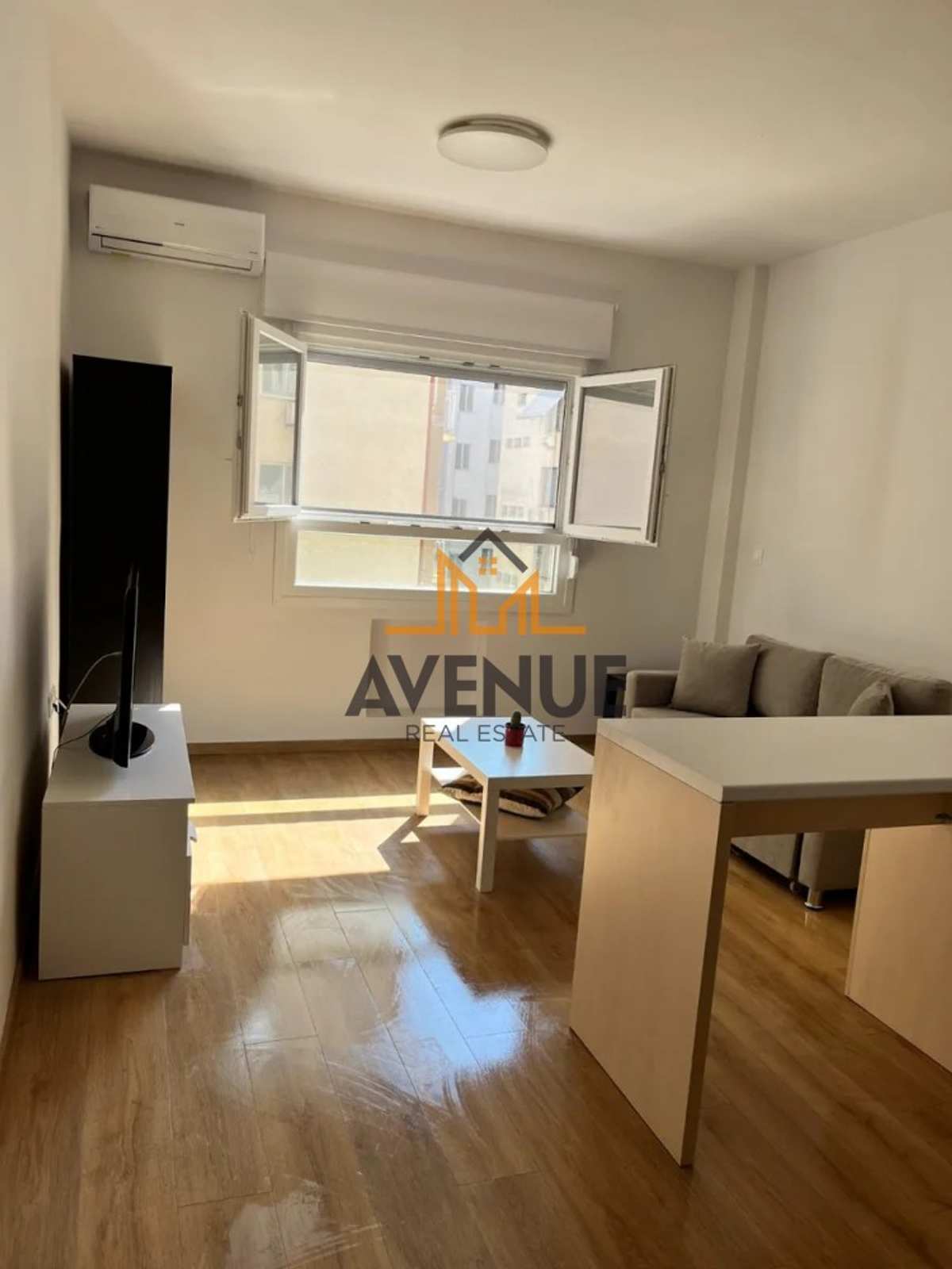Property thumbnail 2