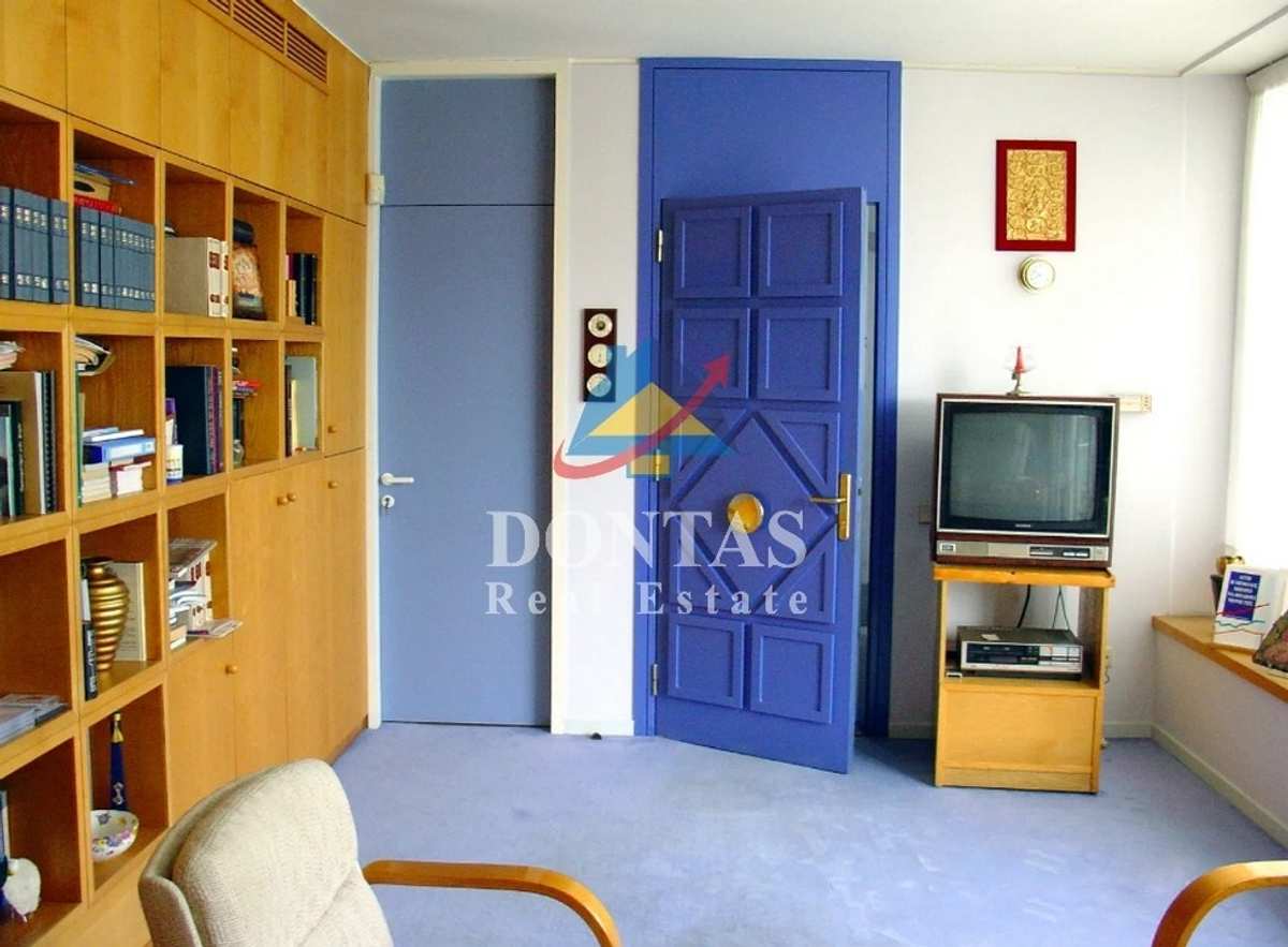 Property thumbnail 2