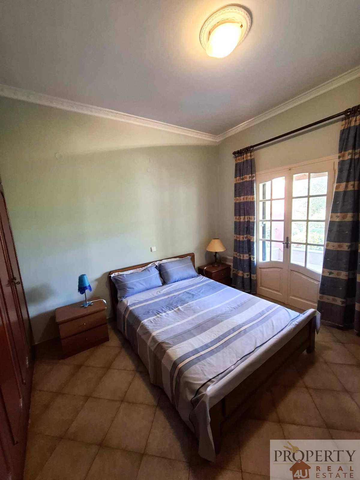 Property thumbnail 4