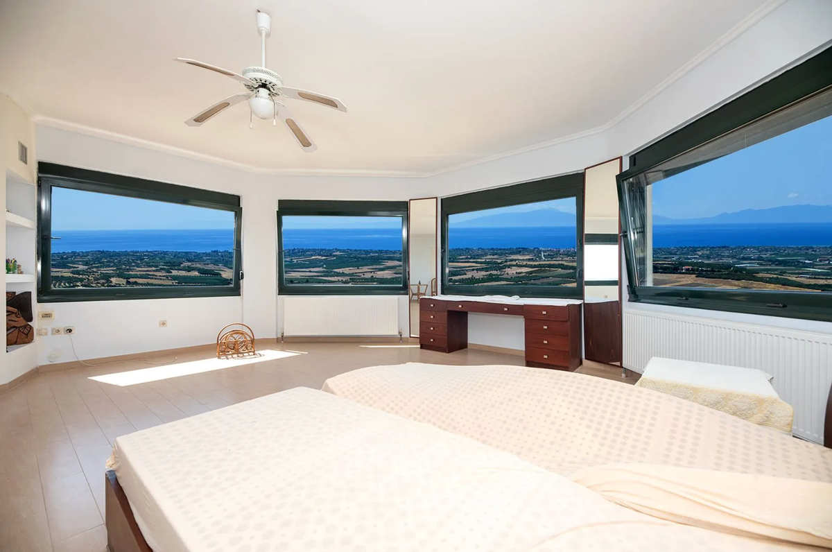 Property thumbnail 2