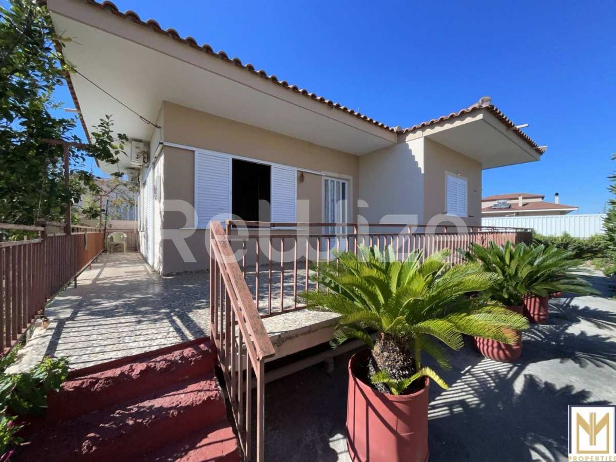 Property thumbnail 3