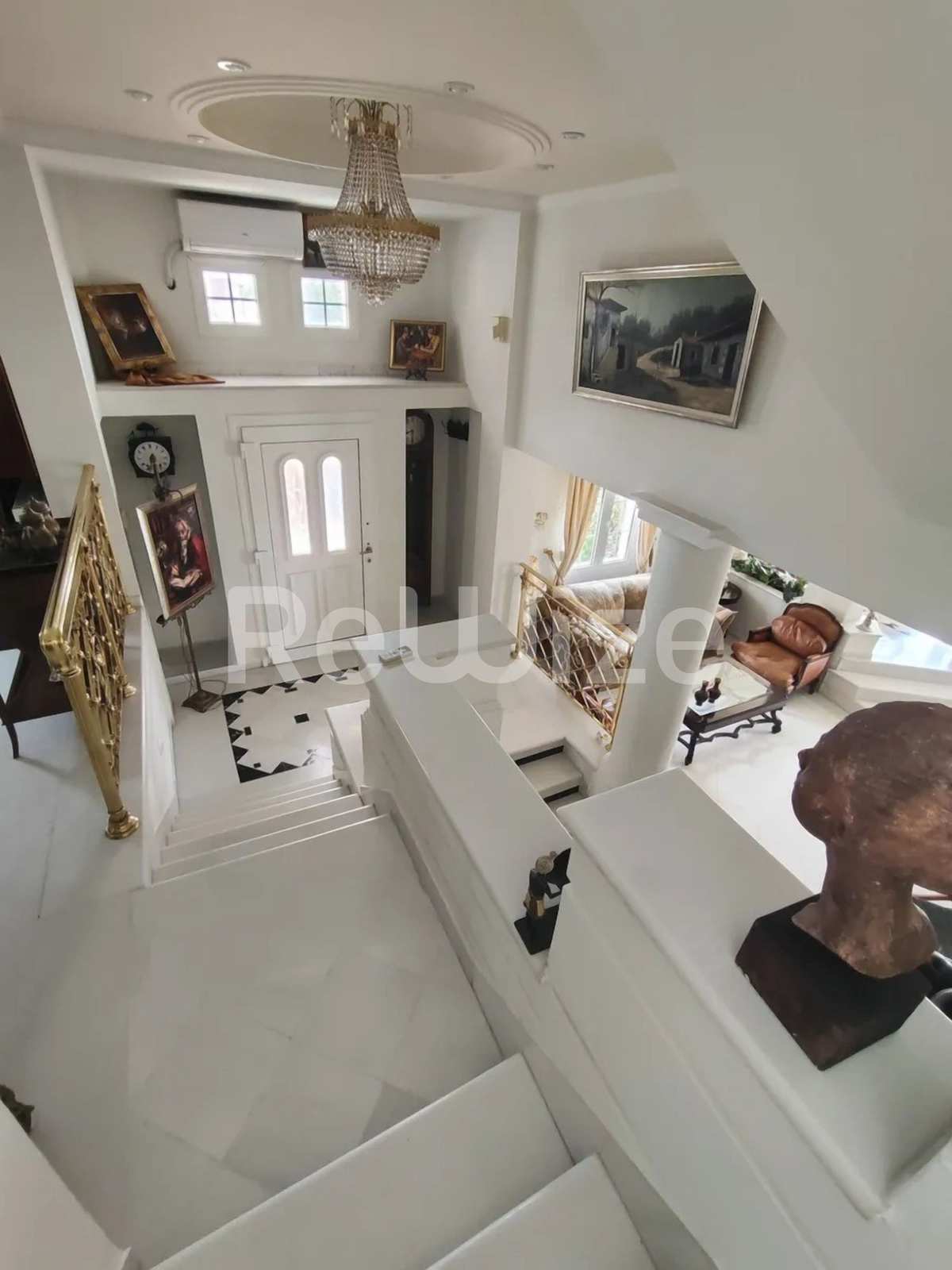 Property thumbnail 2