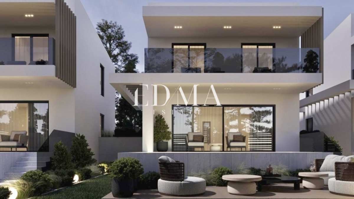 Property thumbnail 3