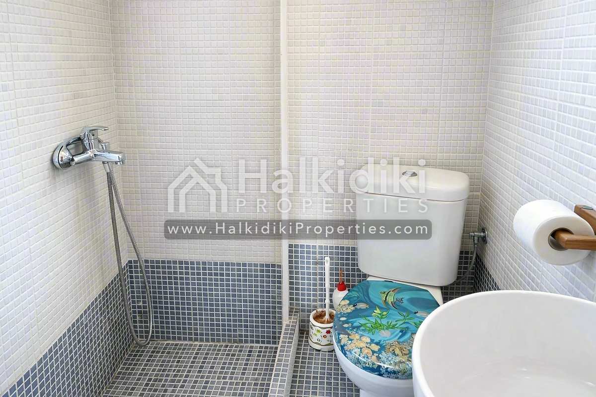 Property thumbnail 3