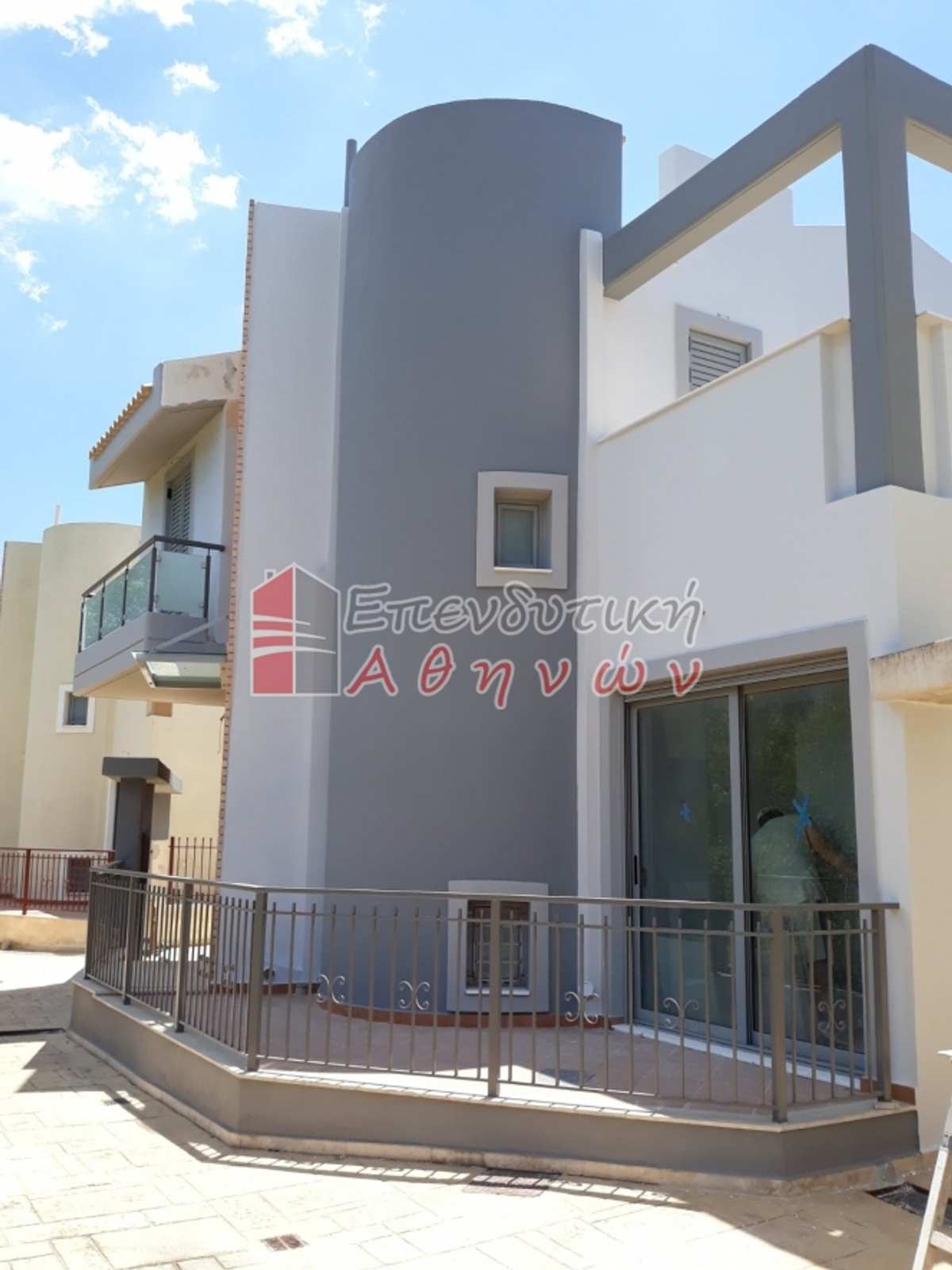 Property thumbnail 3