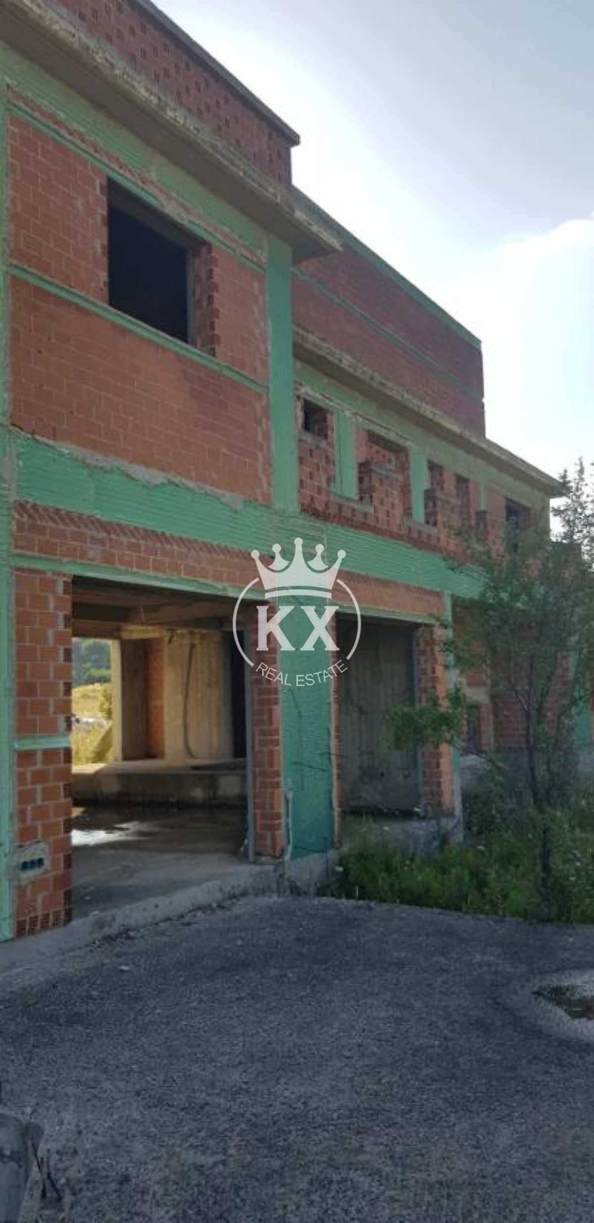 Property thumbnail 2