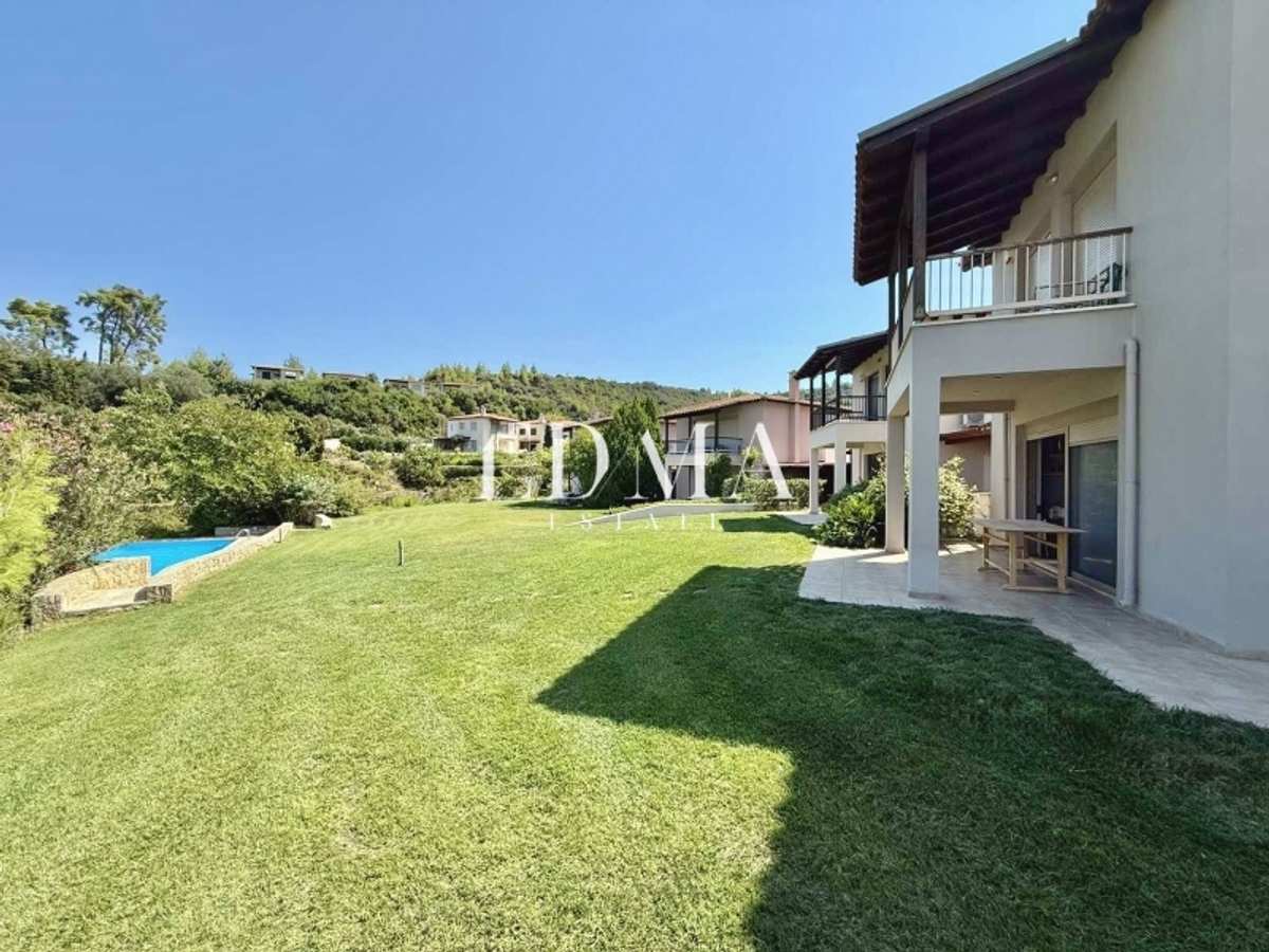 Property thumbnail 3