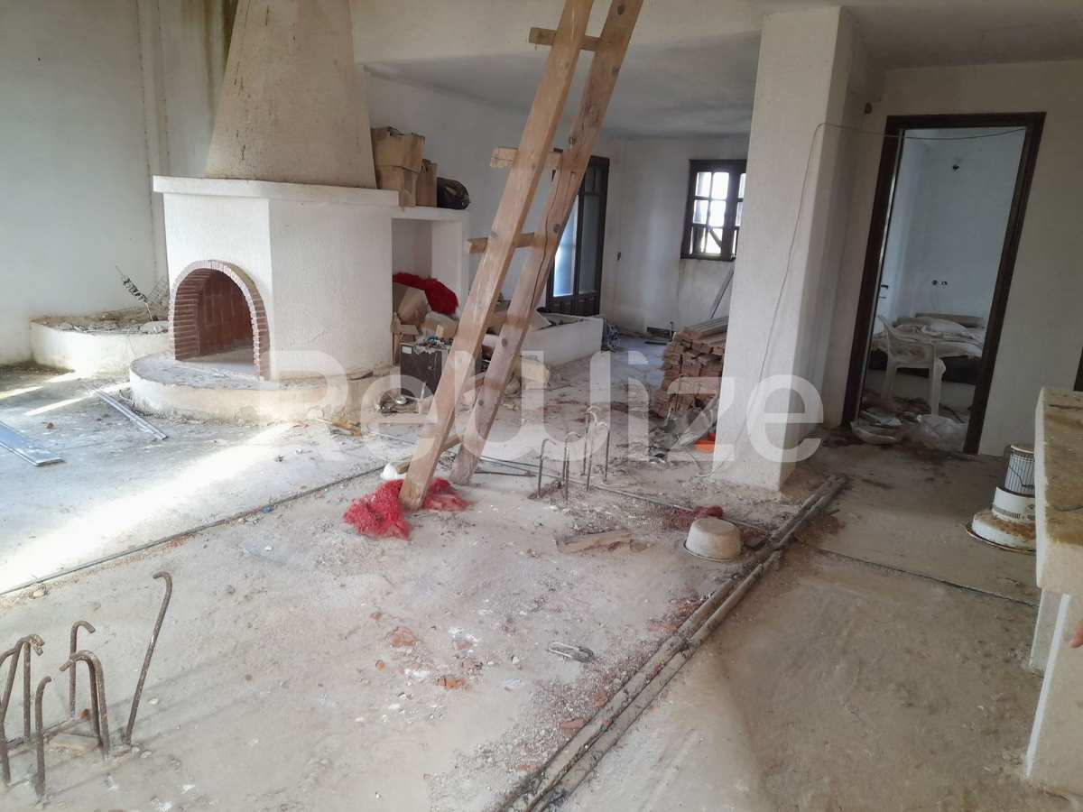 Property thumbnail 2
