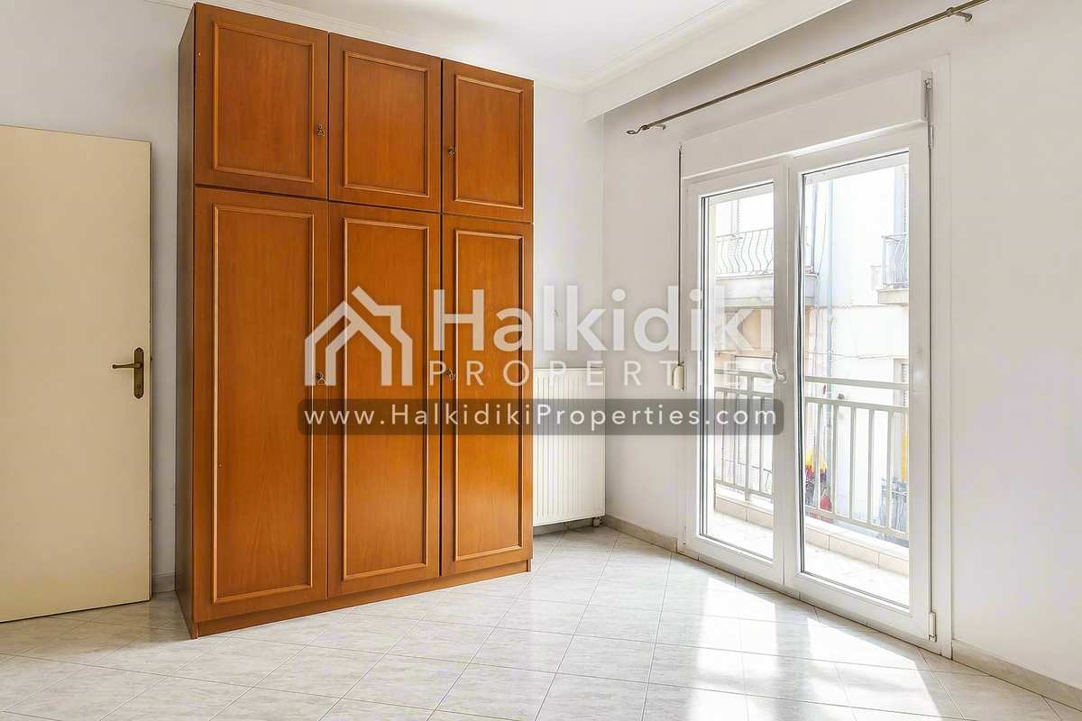 Property thumbnail 3