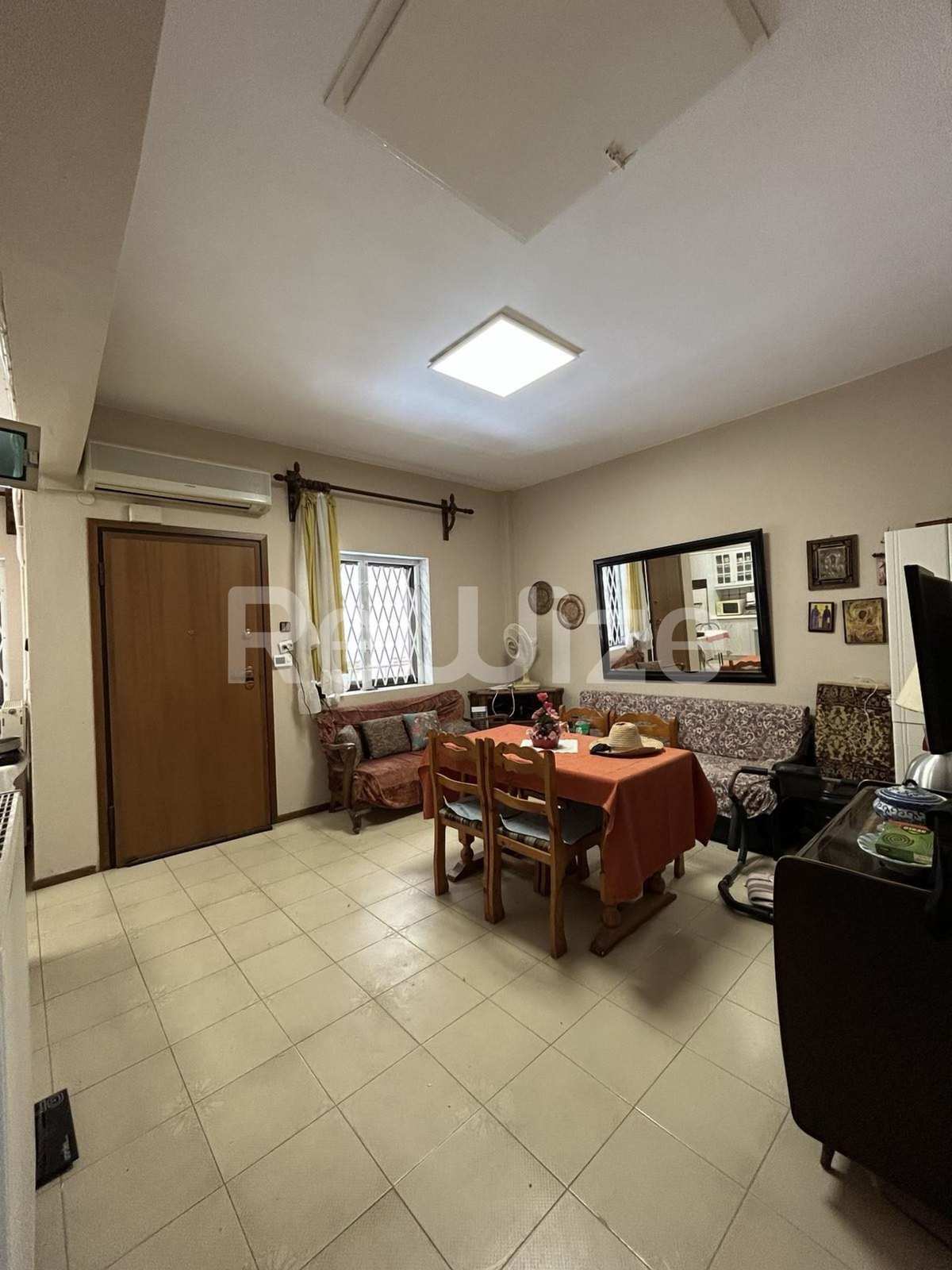 Property thumbnail 3