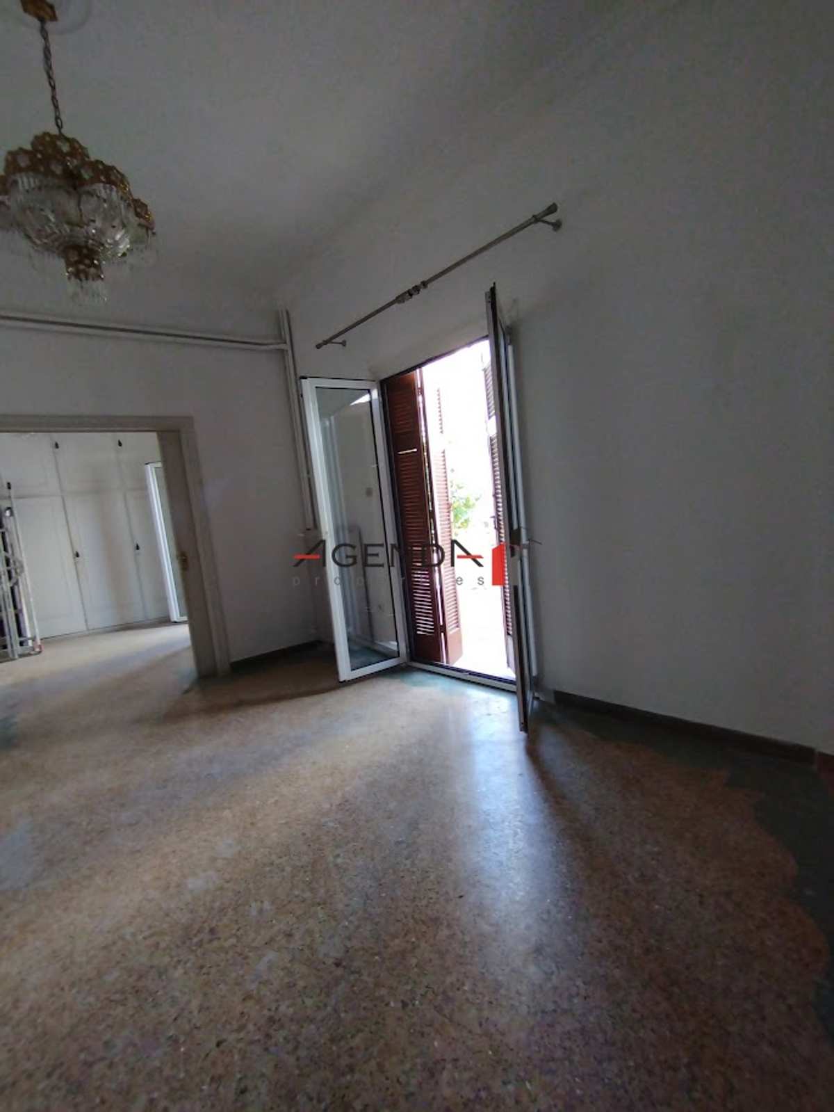 Property thumbnail 2