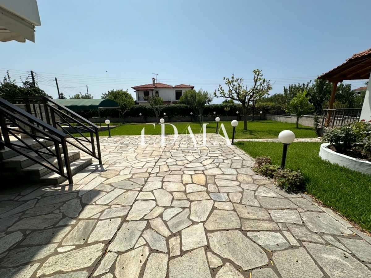Property thumbnail 4