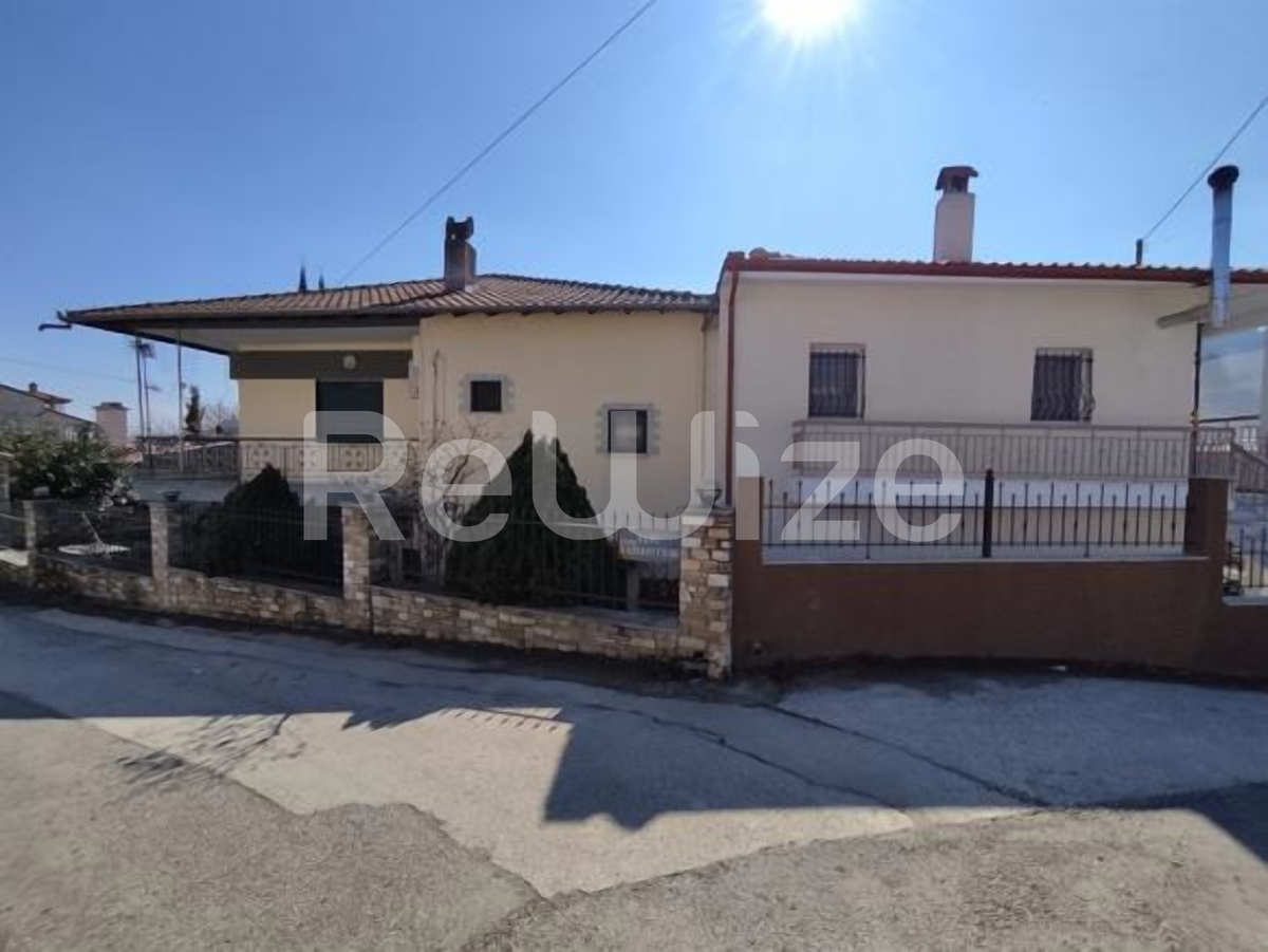 Property thumbnail 3