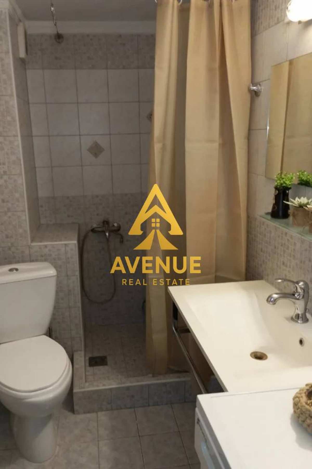 Property thumbnail 4