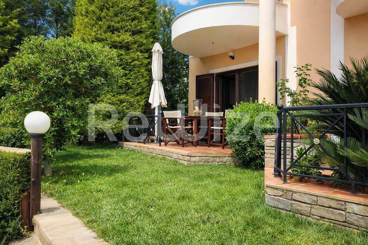 Property thumbnail 4