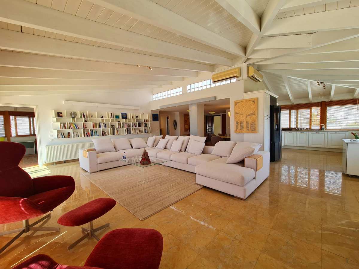 Property thumbnail 3