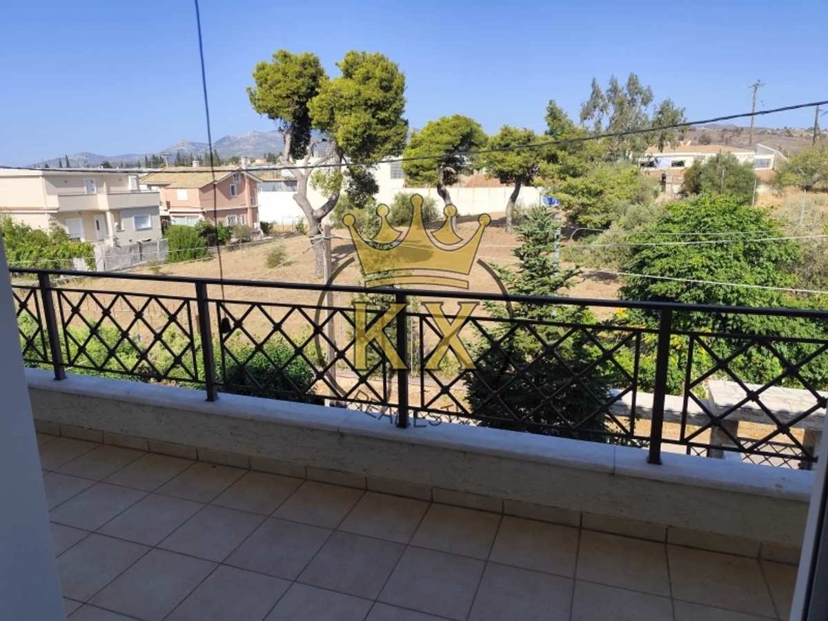Property thumbnail 2