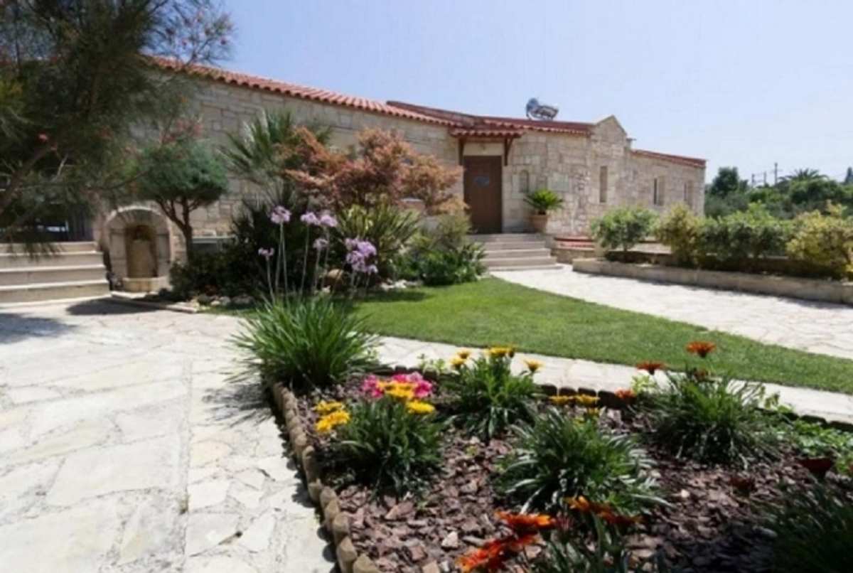 Property thumbnail 3