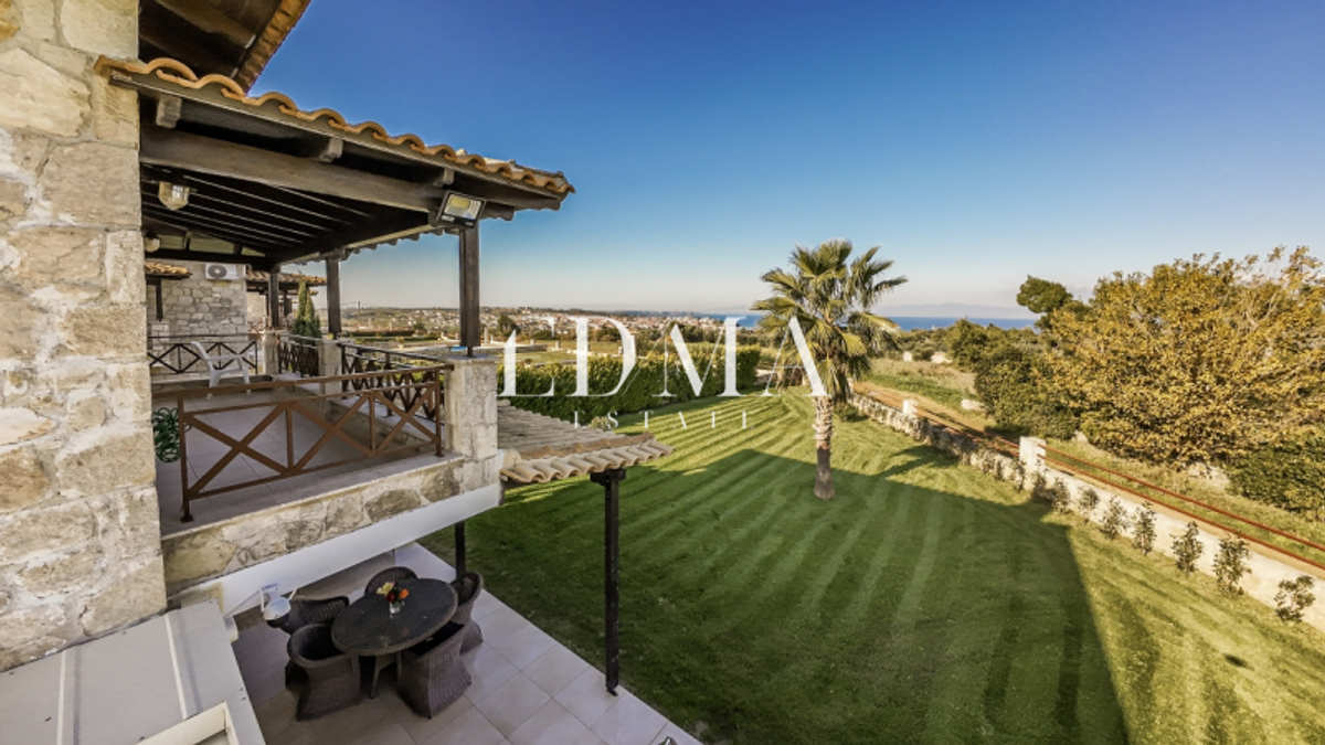 Property thumbnail 3