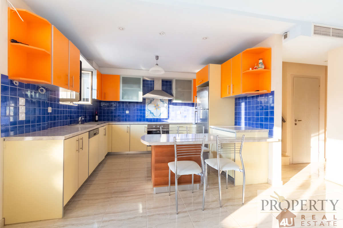 Property thumbnail 4