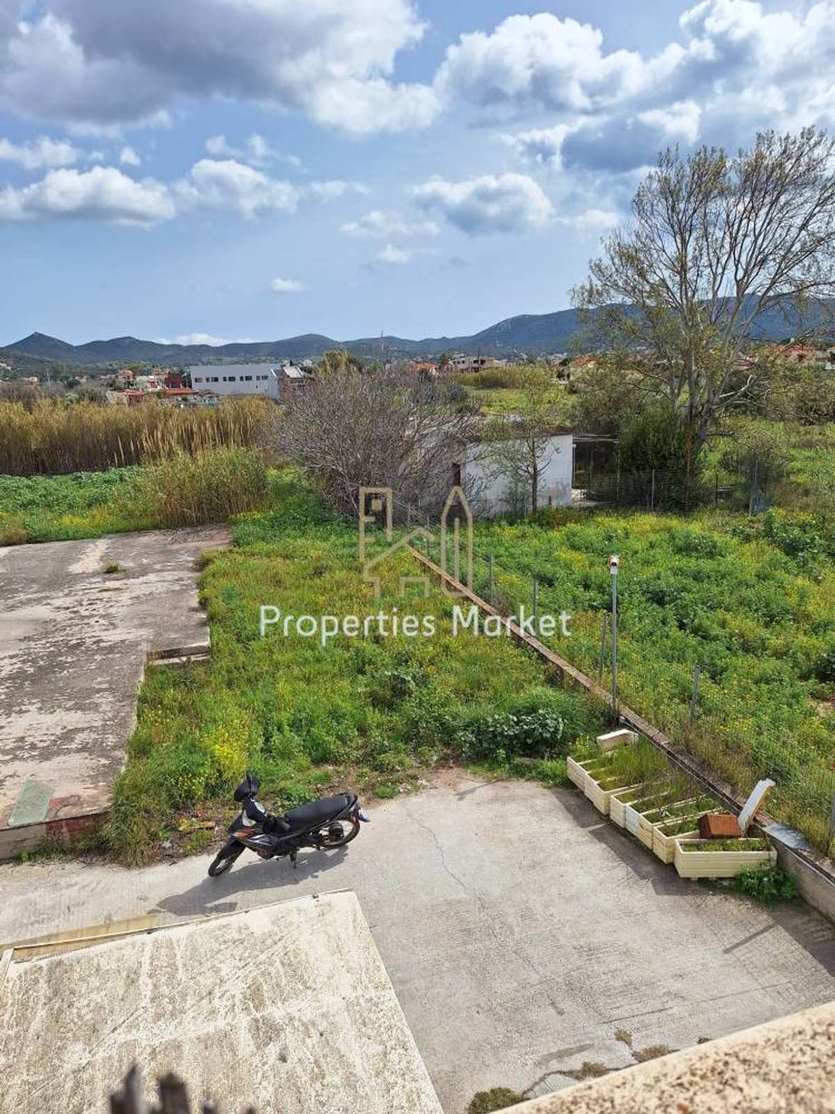 Property thumbnail 3