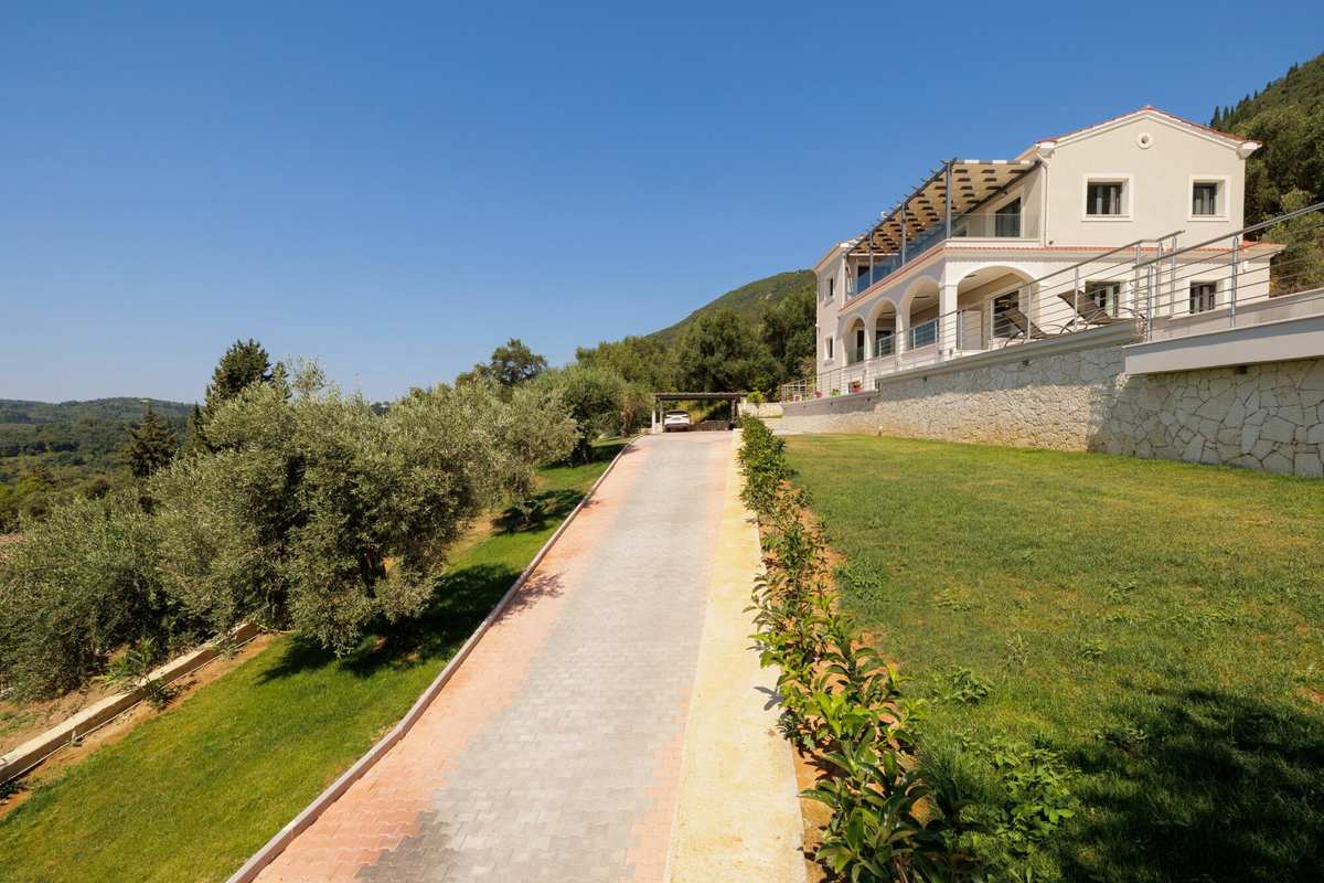 Property thumbnail 3