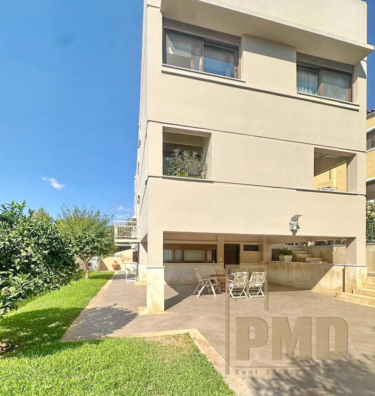 Property thumbnail 4